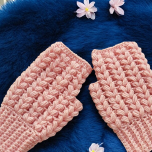 v puff fingerless gloves